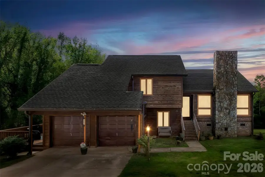 831 College Avenue, Shelby, NC 28152 - #3