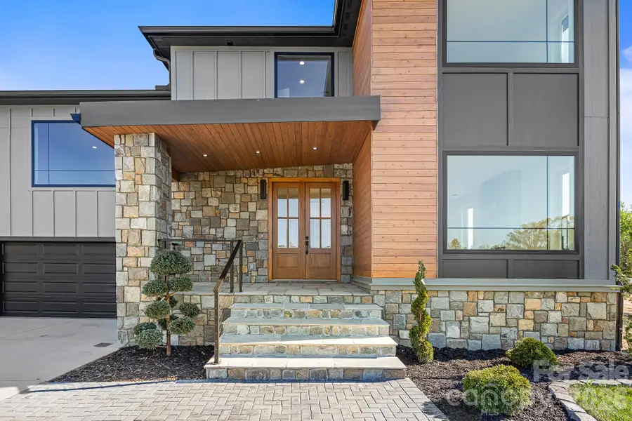 742 New Hope Road, Flat Rock, NC 28731 - #2