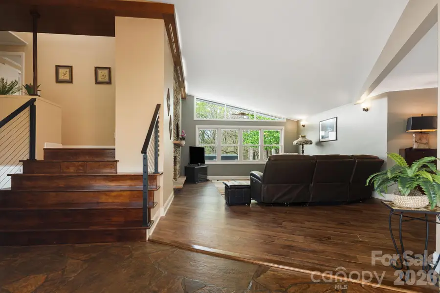 87 W Oakview Road, Asheville, NC 28806 - #3