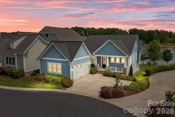122 Sisters Cove Court, Mooresville, NC 28117