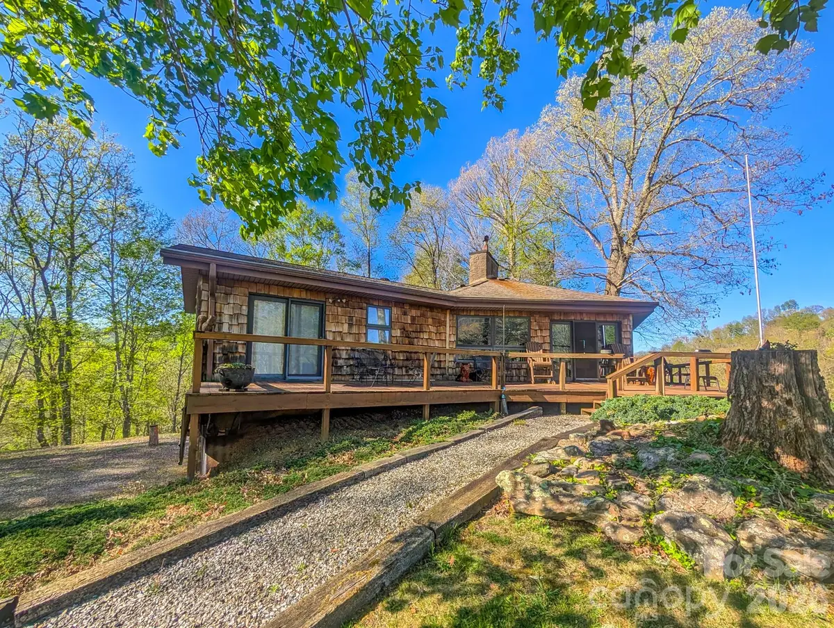 572 Pleasant Valley Road, Burnsville, NC 28714 - #1