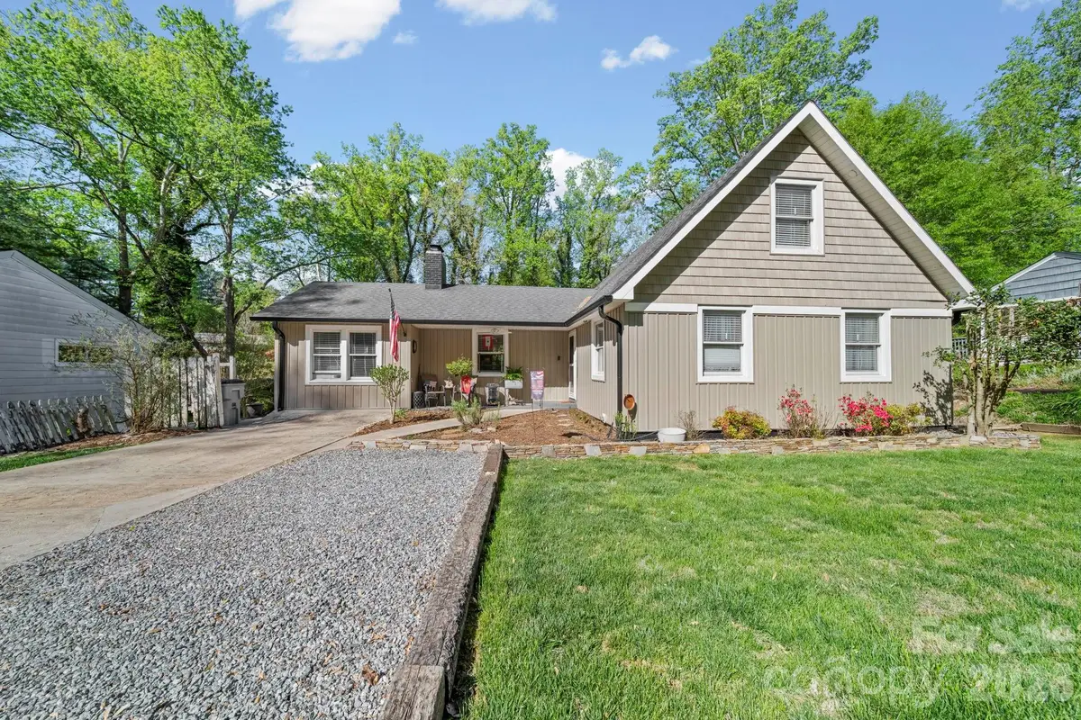 421 Tywood Street Ne, Lenoir, NC 28645 - #1