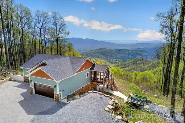 155 Wrenlock Drive, Little Switzerland, NC 28749