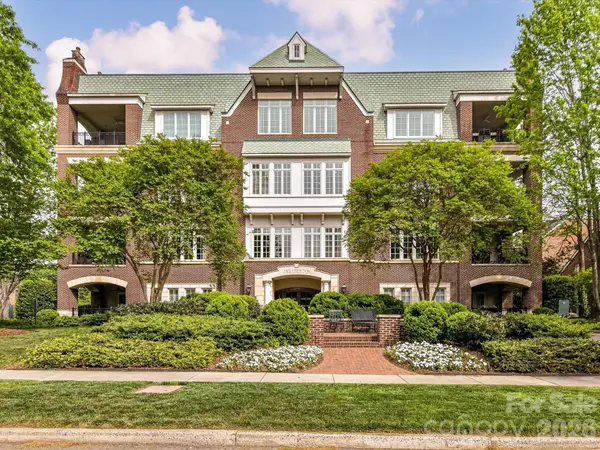 2223 Croydon Road #302, Charlotte, NC 28207