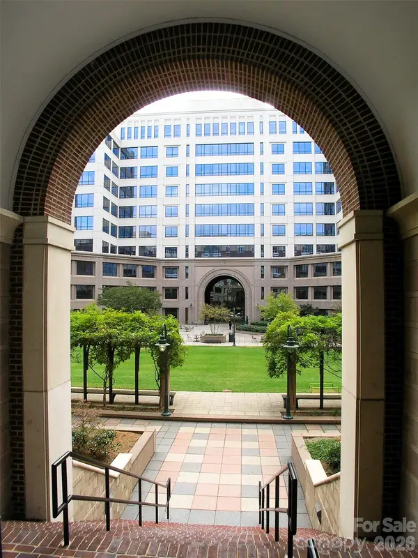 400 N Church Street #516, Charlotte, NC 28202