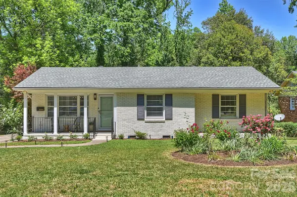 3915 Winfield Drive, Charlotte, NC 28205