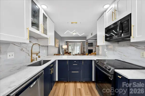 8007 Horse Chestnut Lane, Charlotte, NC 28277