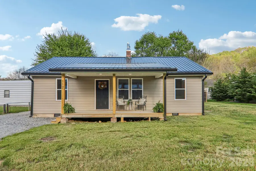 117 Virginia Avenue, Waynesville, NC 28786 - #2