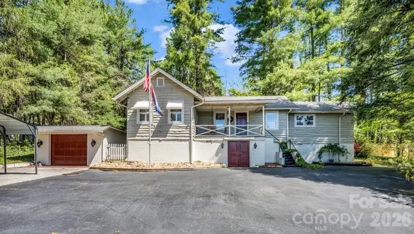 110 Chariton Avenue, Hendersonville, NC 28739