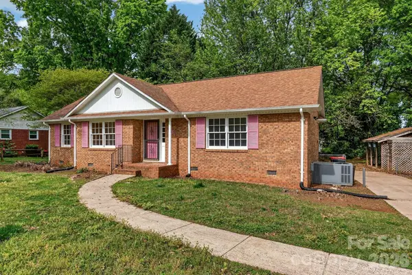 710 Twin Oaks Road, Davidson, NC 28036