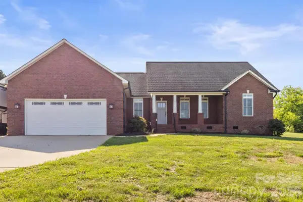 2411 Carriage Lane, Lincolnton, NC 28092
