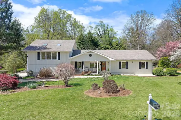 6 Mulberry Drive, Arden, NC 28704