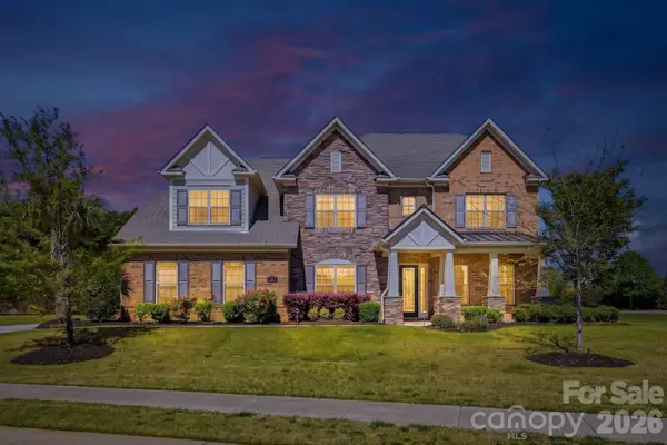 1020 Liggets Drive, Matthews, NC 28104