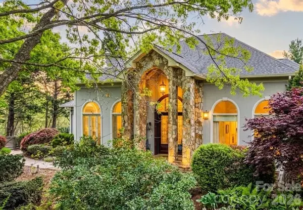 556 Quail Ridge Boulevard, Lake Lure, NC 28746