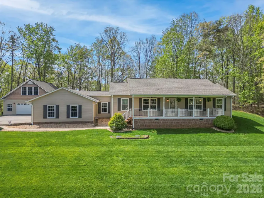 494 Dogwood Lane, North Wilkesboro, NC 28659 - #2