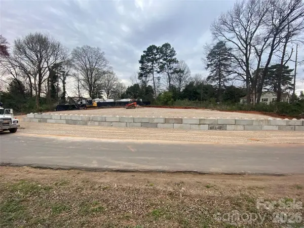 3555 Northerly Road, Charlotte, NC 28206