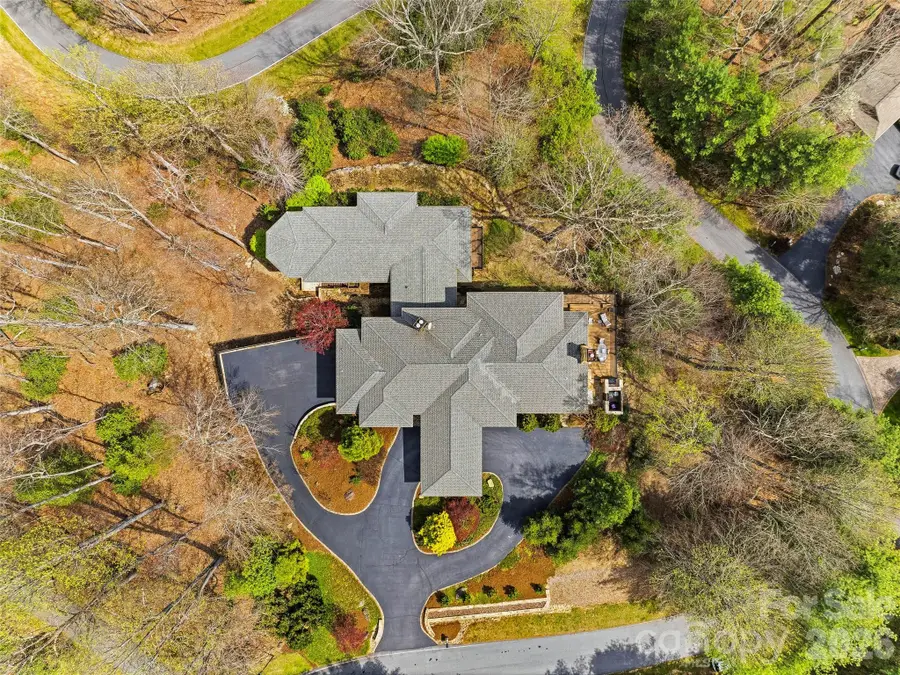 1000 Mcfarlane Way, Hendersonville, NC 28739 - #3