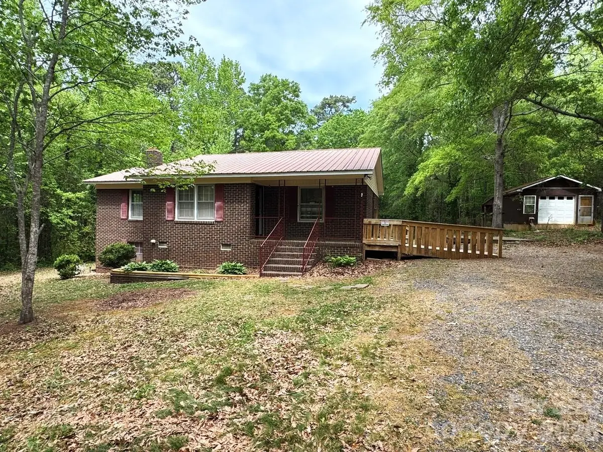 530 Burlington Street, Wadesboro, NC 28170 - #1