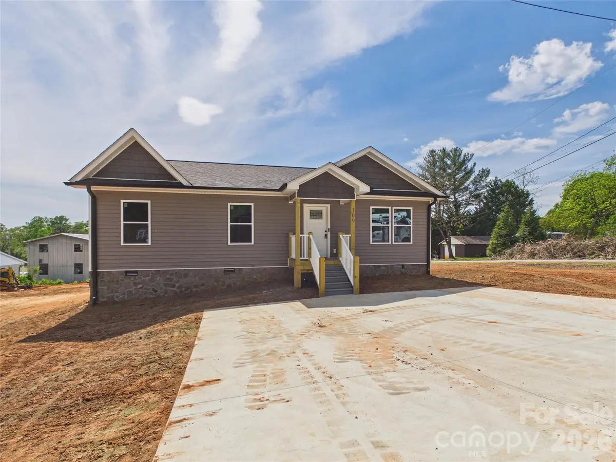 109 Short Street, Granite Falls, NC 28630 - #1