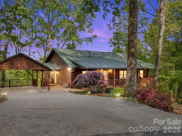 212 Glen Echo Circle, Saluda, NC 28773