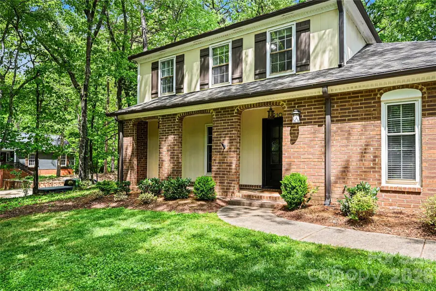 9101 Hinson Drive, Matthews, NC 28105 - #2