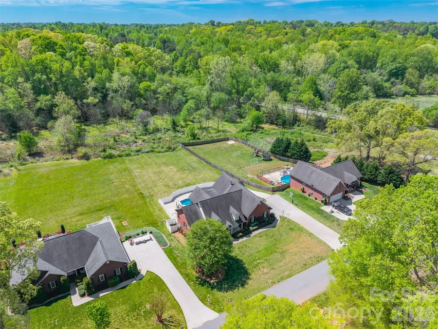 122 Upper Oak Drive, Statesville, NC 28625 - #3