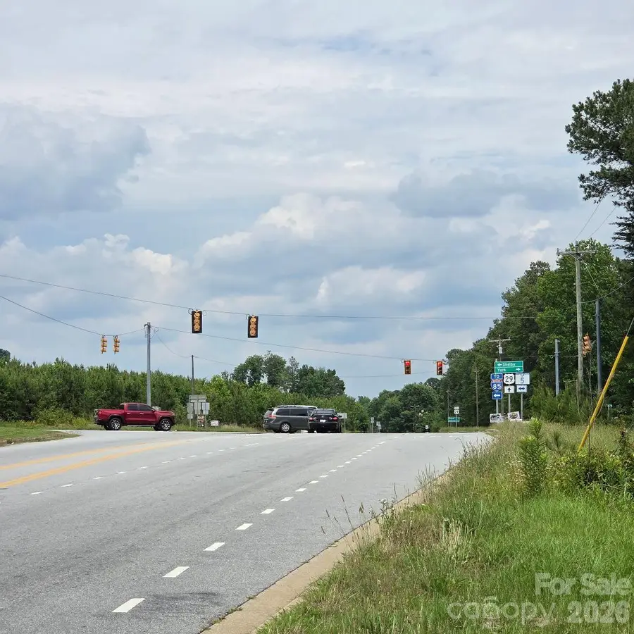 550 E Cherokee Street, Blacksburg, SC 29702 - #3
