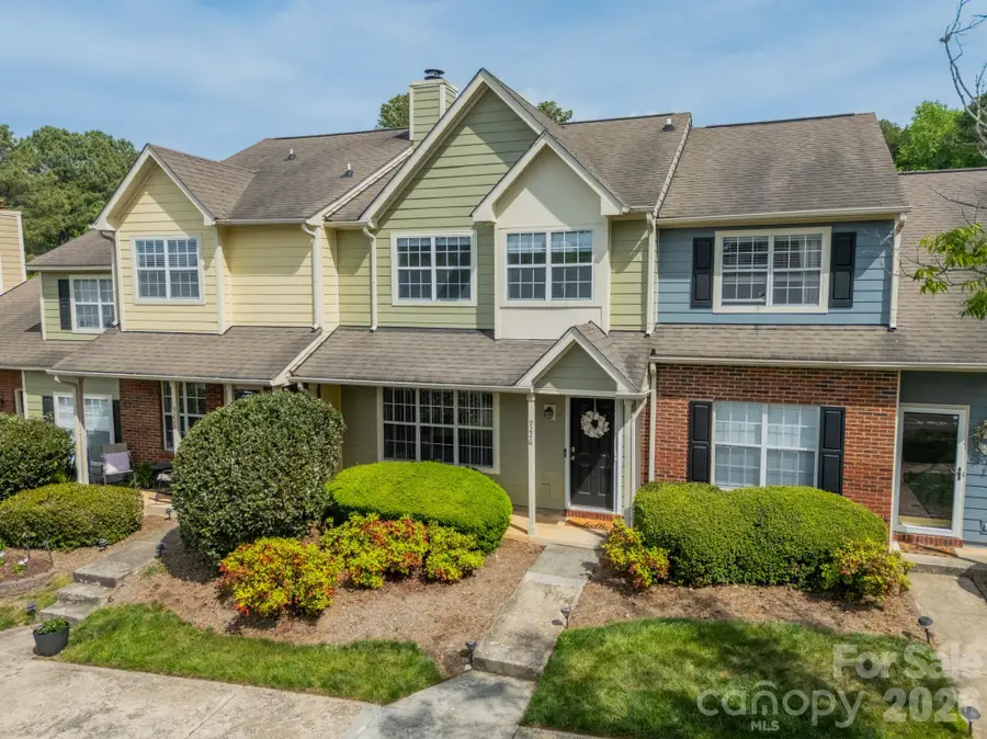 9226 Four Mile Creek Road, Charlotte, NC 28277 - #2