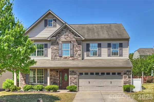 7041 Carnwarth Lane, Fort Mill, SC 29707