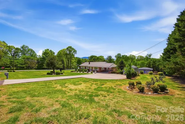 101 Regina Drive, Morganton, NC 28655