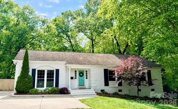 6201 Colchester Place, Charlotte, NC 28210