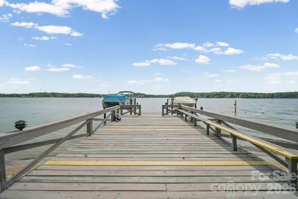 15 King Haigler Chase Street, Lake Wylie, SC 29710