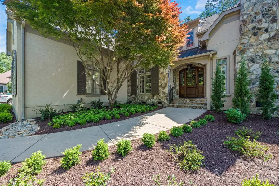 3026 Kings Manor Drive, Matthews, NC 28104 - #2