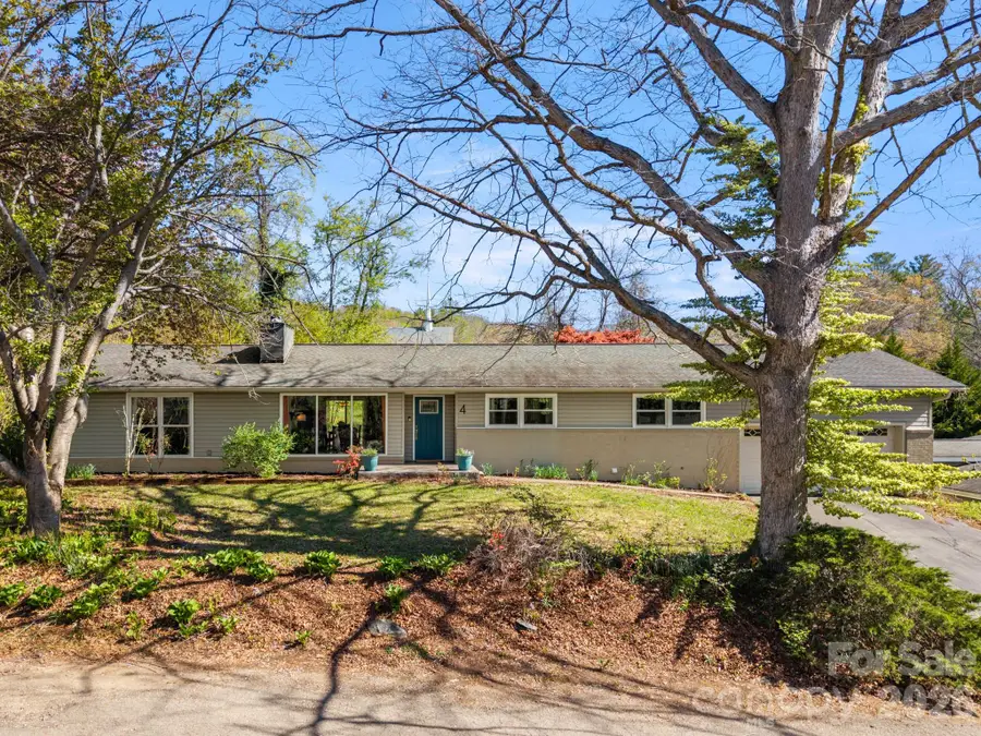 4 Austin Drive, Asheville, NC 28805 - #2