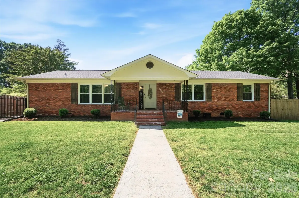 1205 Woodland Avenue, Monroe, NC 28112 - #1