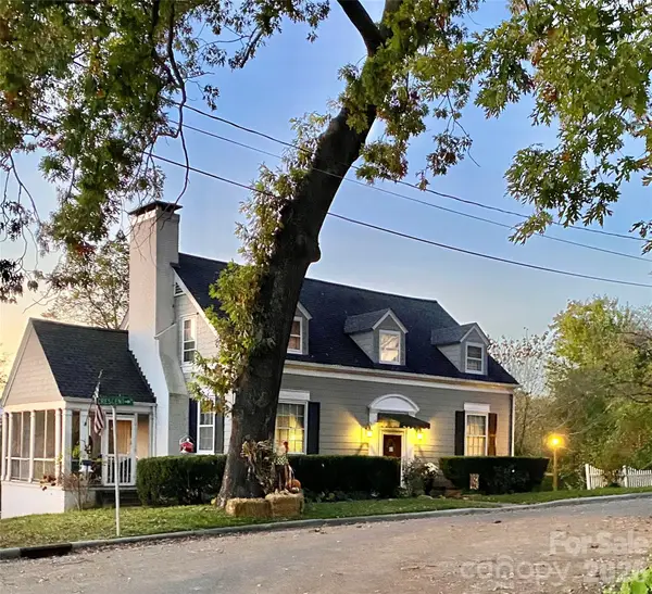 9 Crescent Drive, Marion, NC 28752