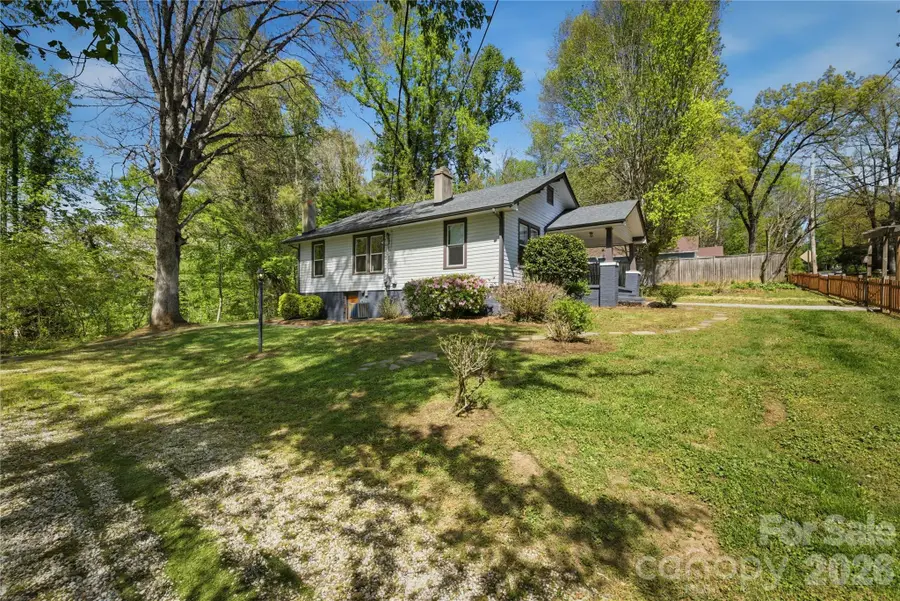 512 Alexander Avenue, Morganton, NC 28655 - #3