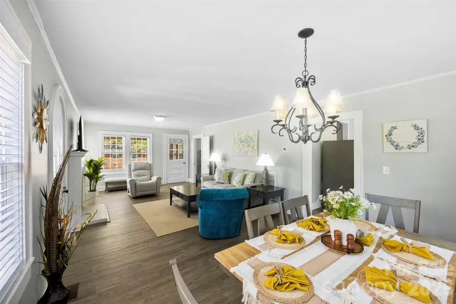 121 W 11th Street, Oakboro, NC 28129 - #2