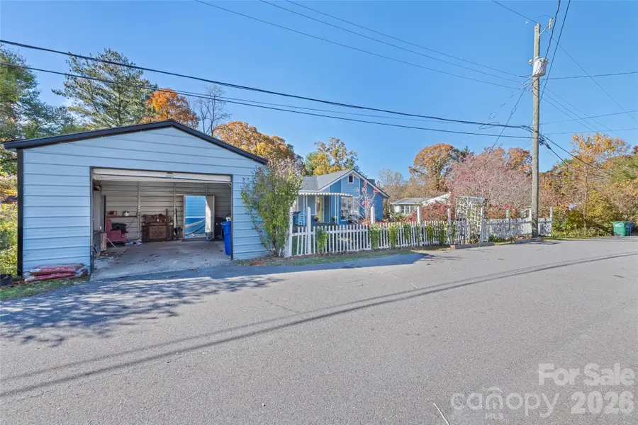 6 Chestnut Terrace, Asheville, NC 28803 - #2