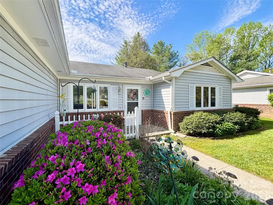 3 Wintry Drive, Hendersonville, NC 28792 - #2