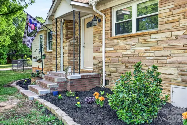 991 Shearers Road, Mooresville, NC 28115