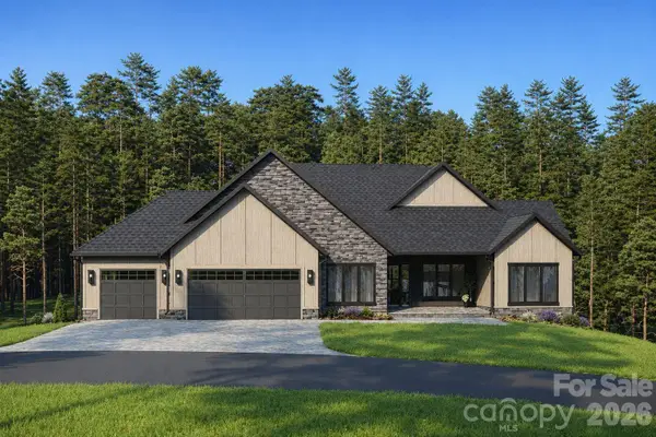 88 Sunridge Avenue #15, Horse Shoe, NC 28742