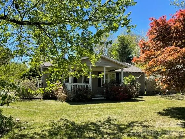 1610 Willow Road, Hendersonville, NC 28739 - #2