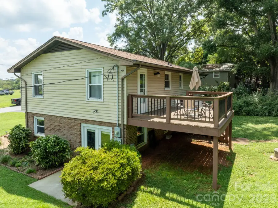 4671 Crystal Street, Claremont, NC 28610 - #3