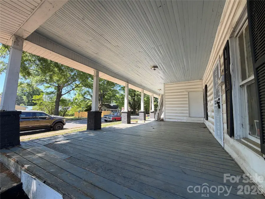 512 W 2nd Street, Cherryville, NC 28021 - #2