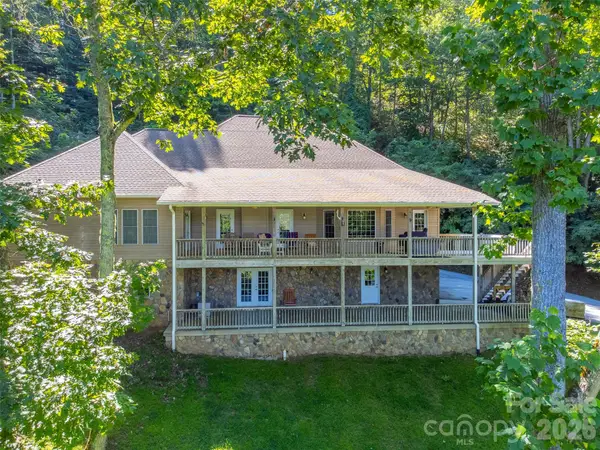 1838 Coman Road, Franklin, NC 28734