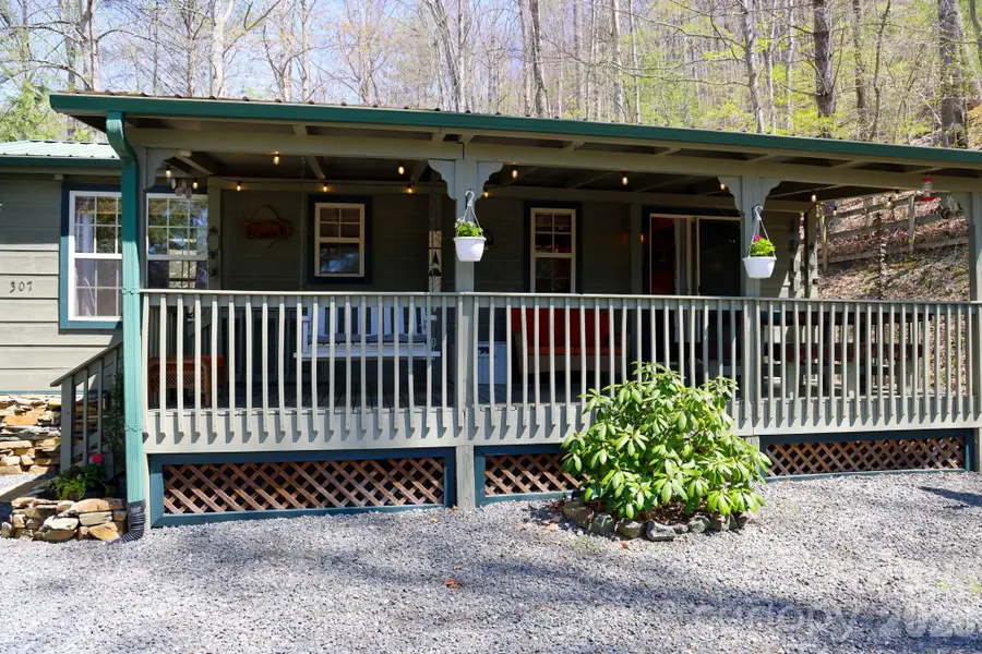 307 Dancing Leaf Lane, Bakersville, NC 28705 - #2