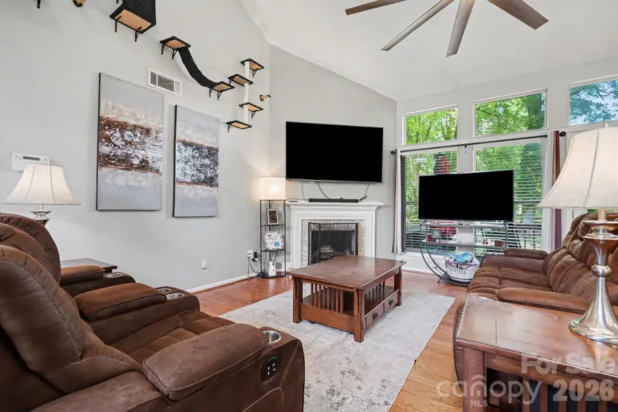 8700 Heather View Court, Charlotte, NC 28216 - #3