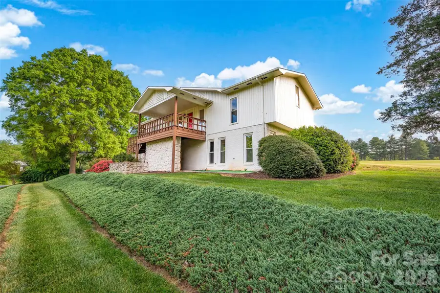 443 W Gleneagles Road, Statesville, NC 28625 - #2