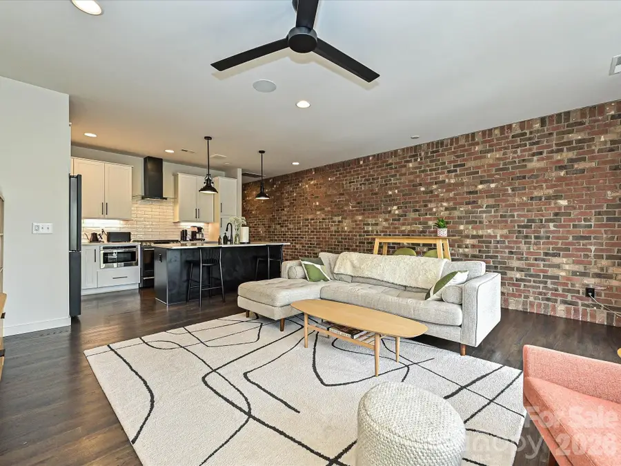 432 E 33rd Street, Charlotte, NC 28205 - #3